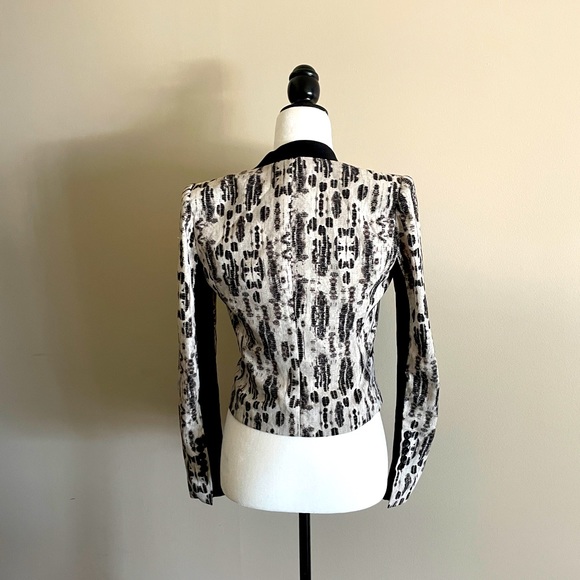 BCBG Blazer - Picture 3 of 3